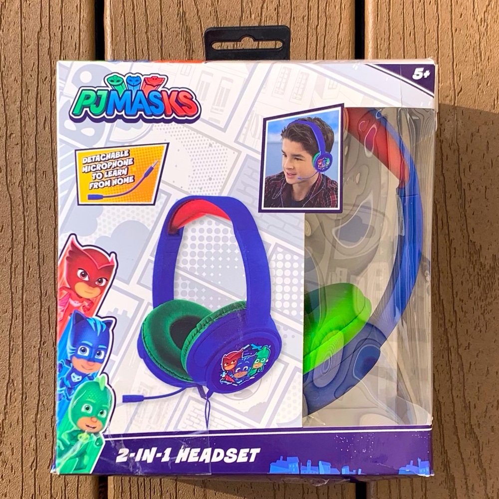 PJ MASKS KIDS 2 IN 1 HEADSET WITH  3.5mm AUX PORT PLUG IN JACK NWTS